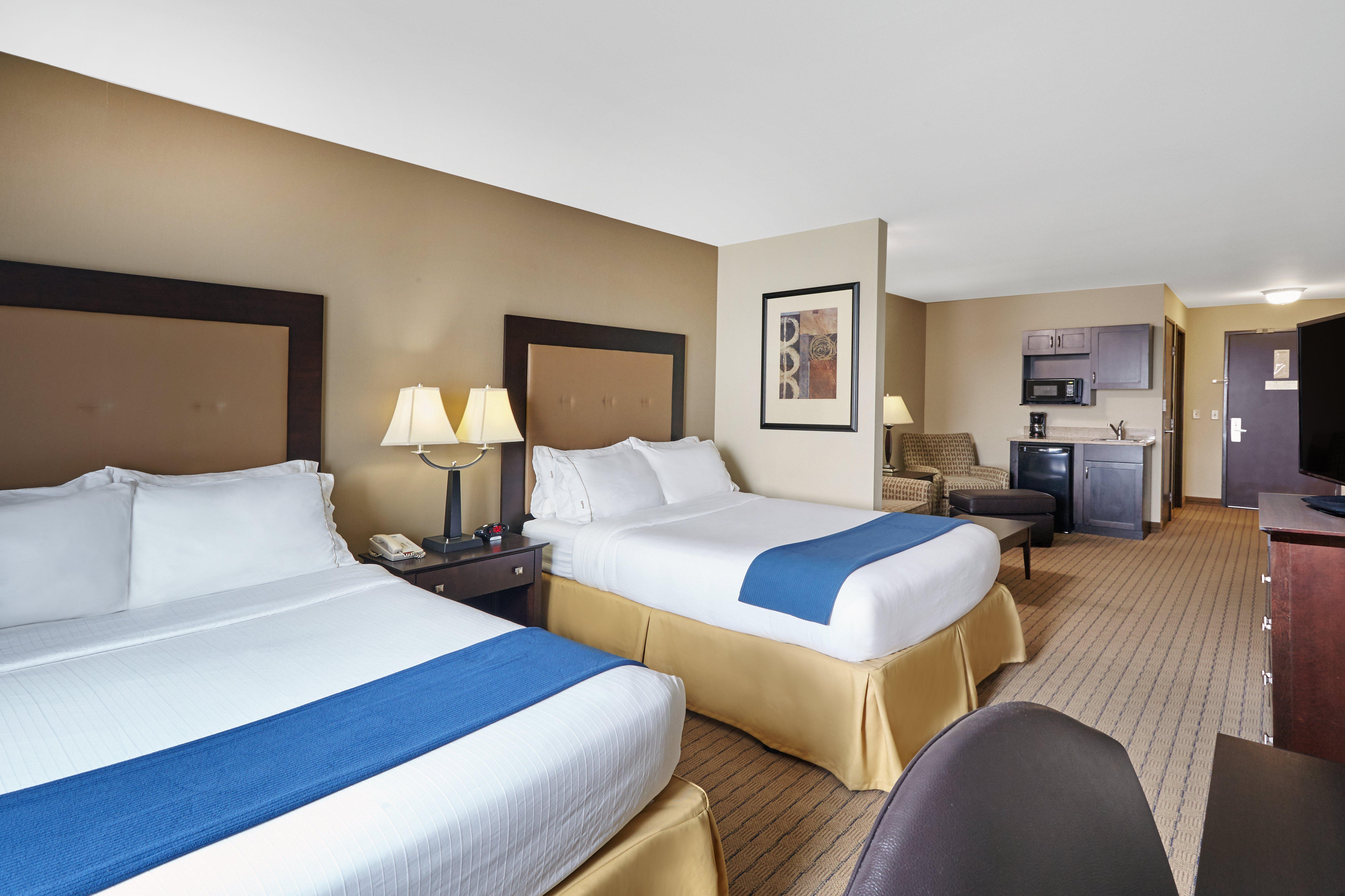Holiday Inn Express & Suites Madison-Verona By Ihg מראה חיצוני תמונה
