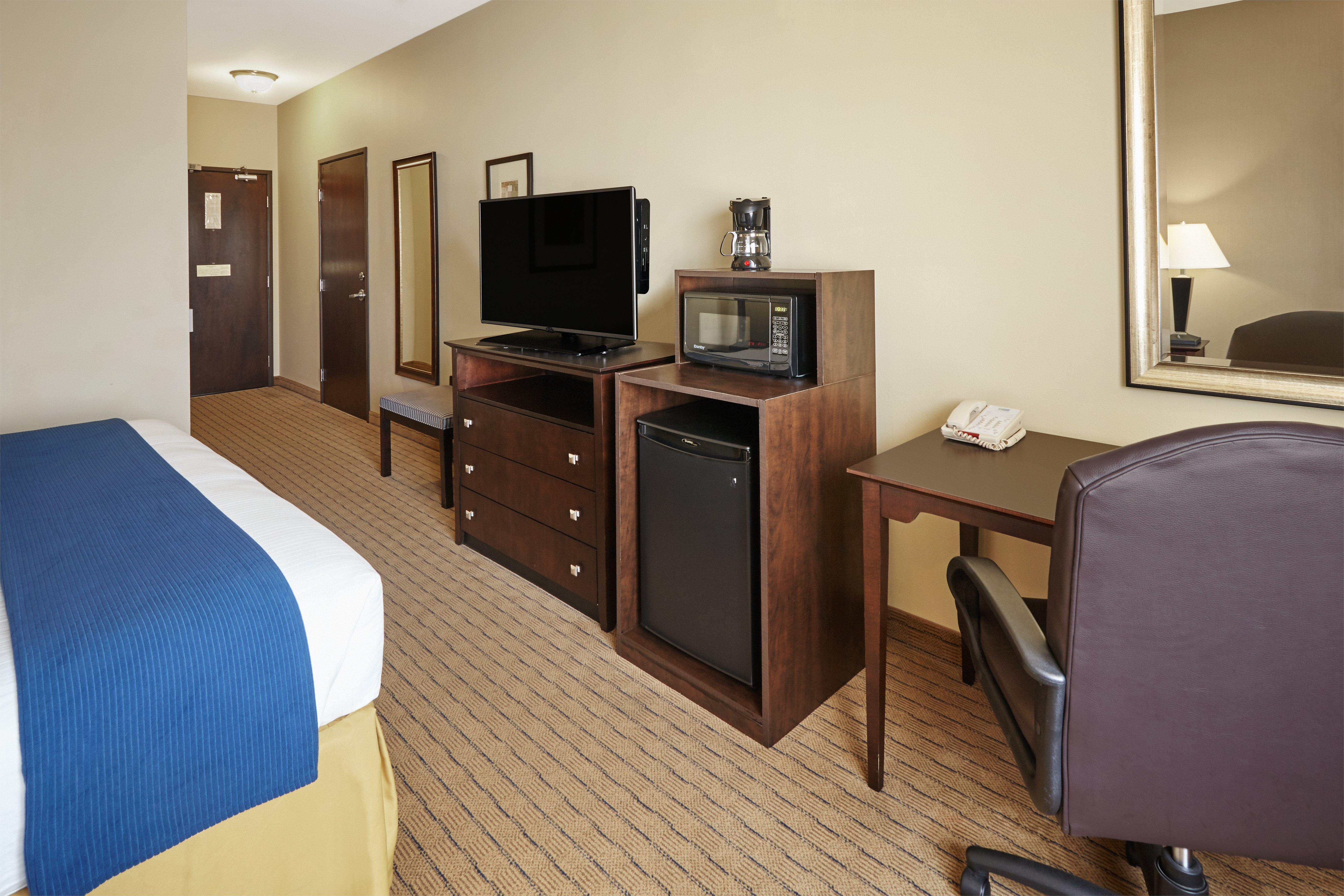 Holiday Inn Express & Suites Madison-Verona By Ihg מראה חיצוני תמונה