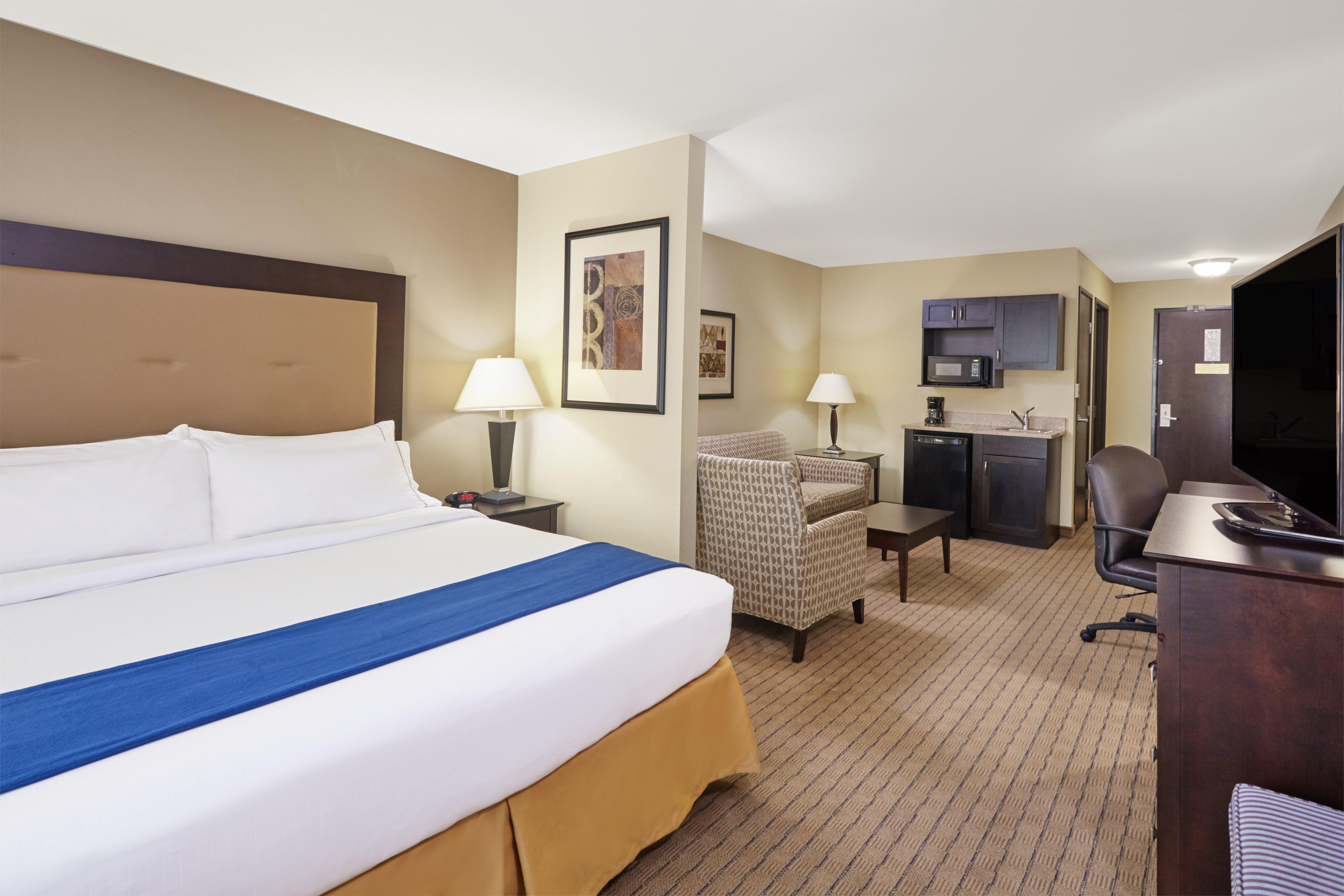 Holiday Inn Express & Suites Madison-Verona By Ihg מראה חיצוני תמונה