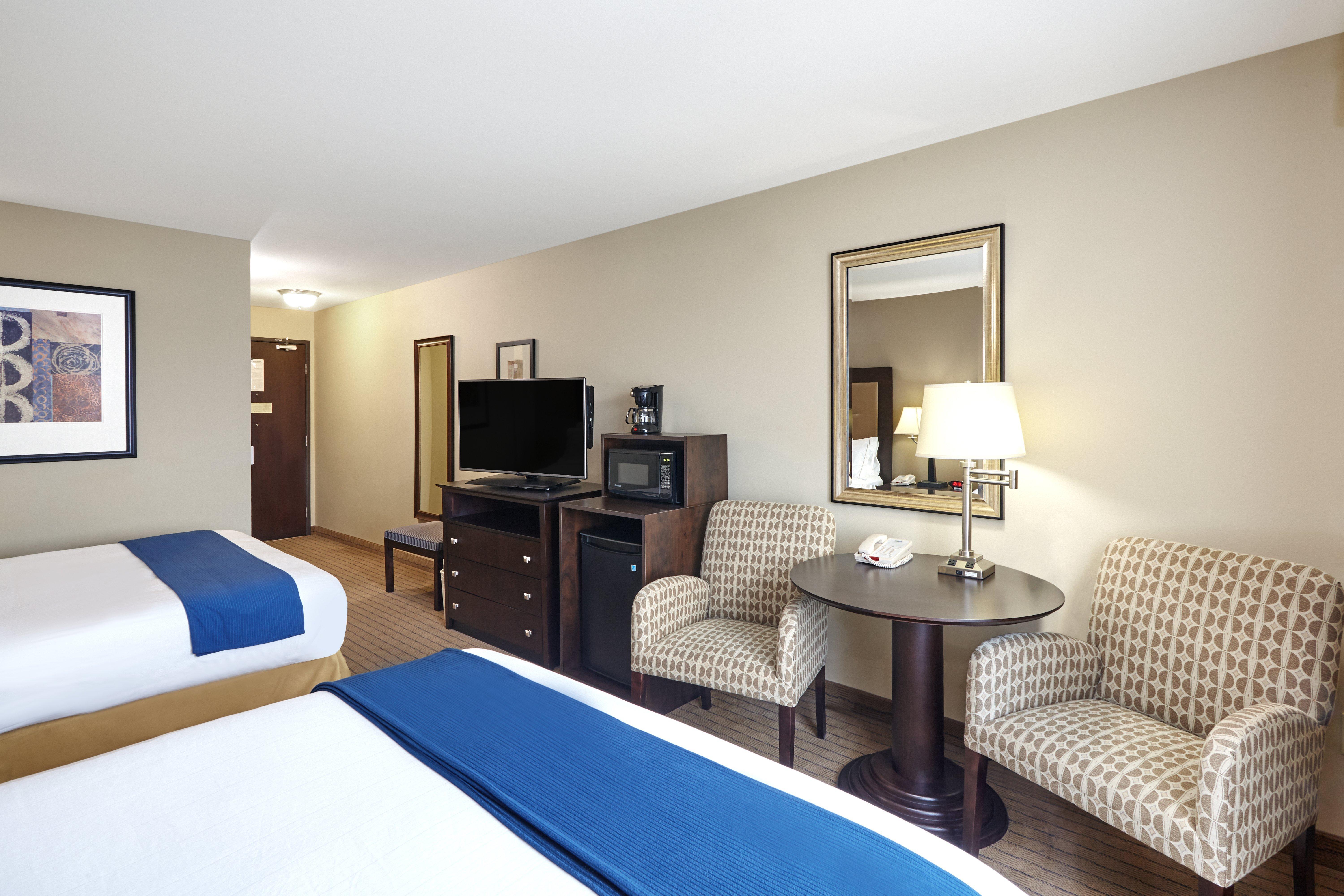 Holiday Inn Express & Suites Madison-Verona By Ihg מראה חיצוני תמונה