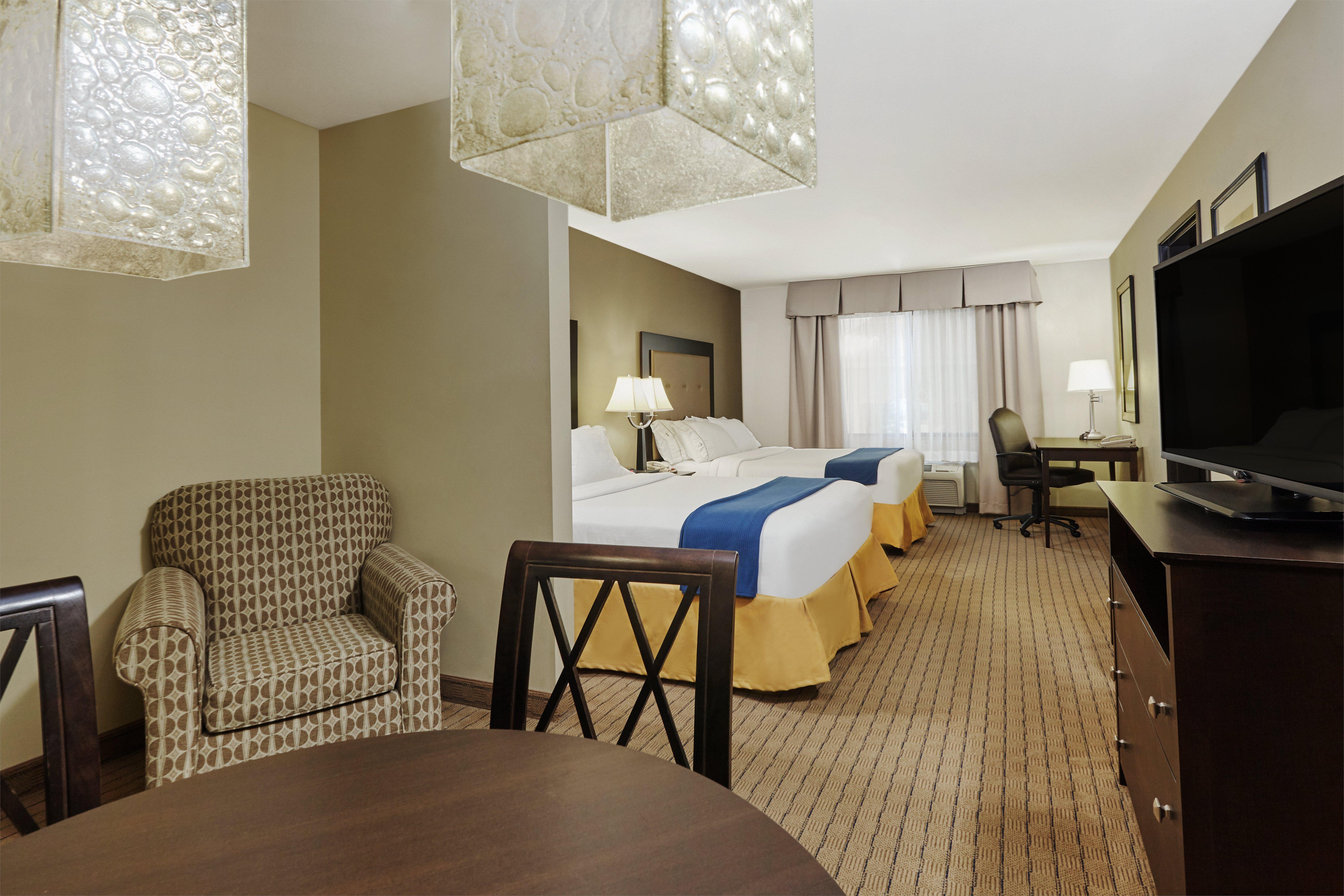 Holiday Inn Express & Suites Madison-Verona By Ihg מראה חיצוני תמונה