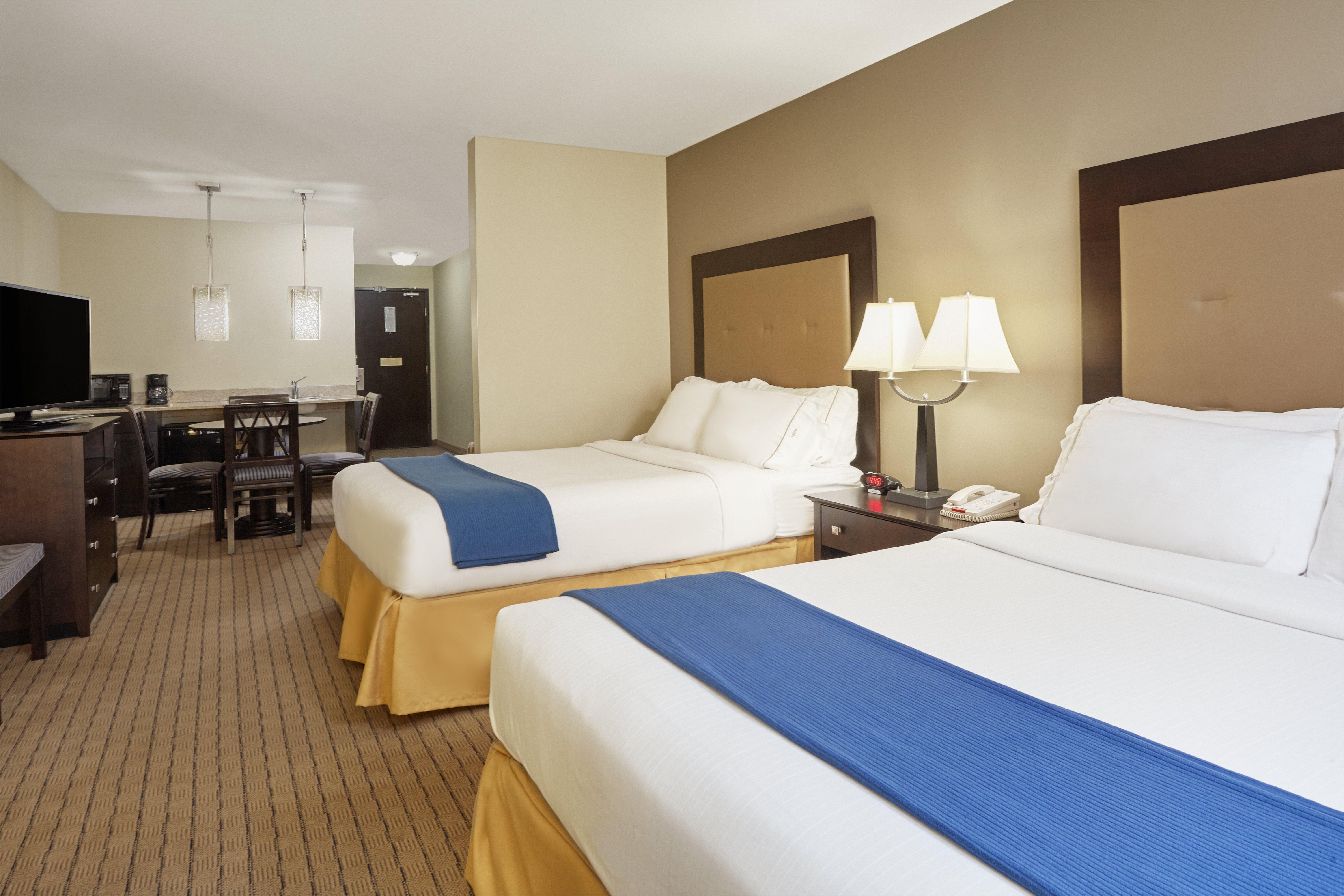 Holiday Inn Express & Suites Madison-Verona By Ihg מראה חיצוני תמונה